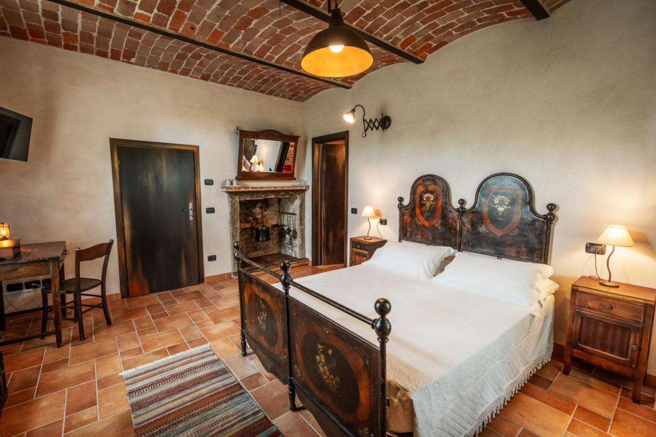 Gilda E I Suoi Amici Bed & Breakfast Neive Exterior photo